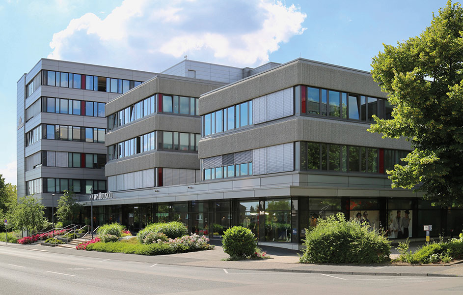Bild 2 Erweiterung eines Verwaltungsgebäudes mit Verkaufsfläche in Solingen